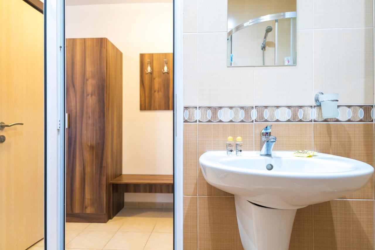 Apartments In Hotel Admiral Plaza Slântsjev Brjag Eksteriør bilde